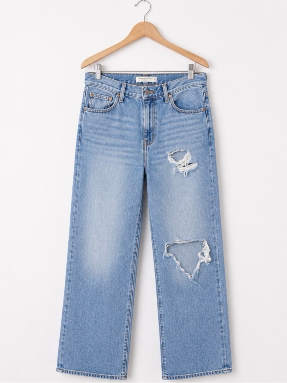 Levi’s ‘94 Baggy Women’s Distressed Denim Jeans Size 31 / 12